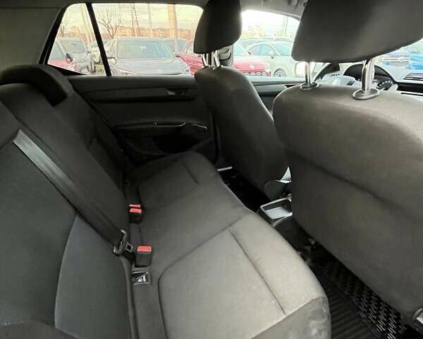 Білий Шкода Фабія, об'ємом двигуна 1 л та пробігом 170 тис. км за 6586 $, фото 11 на Automoto.ua