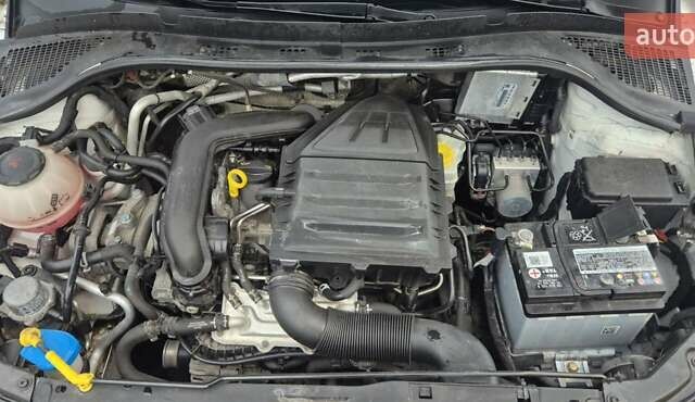 Білий Шкода Фабія, об'ємом двигуна 1 л та пробігом 140 тис. км за 6900 $, фото 14 на Automoto.ua