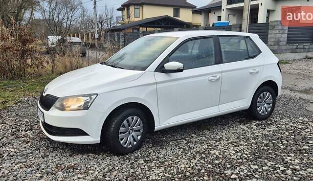 Білий Шкода Фабія, об'ємом двигуна 1 л та пробігом 140 тис. км за 6900 $, фото 2 на Automoto.ua