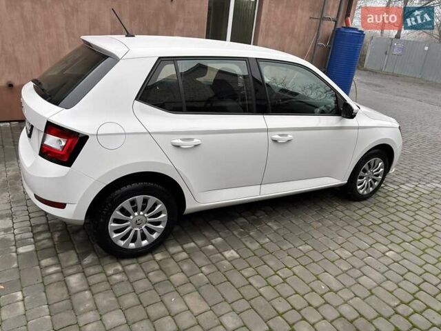Белый Шкода Фабия, объемом двигателя 1 л и пробегом 103 тыс. км за 8700 $, фото 9 на Automoto.ua
