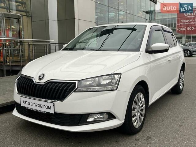 Білий Шкода Фабія, об'ємом двигуна 1 л та пробігом 165 тис. км за 8273 $, фото 1 на Automoto.ua