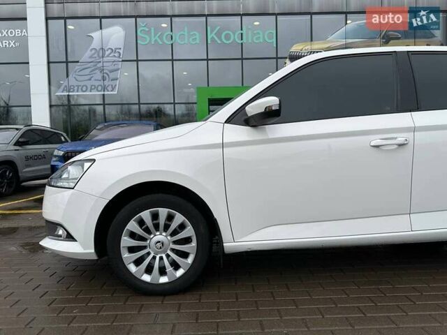 Белый Шкода Фабия, объемом двигателя 1 л и пробегом 104 тыс. км за 8600 $, фото 13 на Automoto.ua
