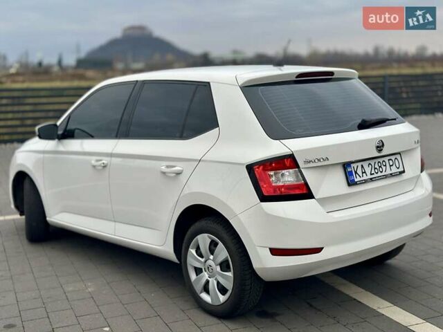 Білий Шкода Фабія, об'ємом двигуна 1 л та пробігом 176 тис. км за 8600 $, фото 29 на Automoto.ua