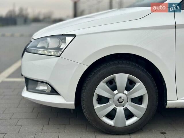 Білий Шкода Фабія, об'ємом двигуна 1 л та пробігом 176 тис. км за 8600 $, фото 8 на Automoto.ua