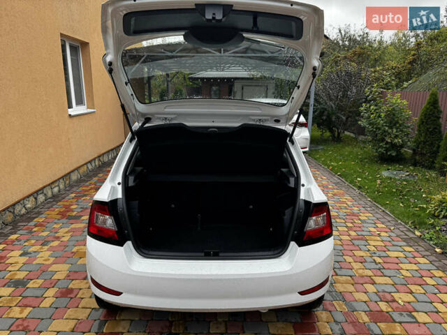 Білий Шкода Фабія, об'ємом двигуна 1 л та пробігом 95 тис. км за 8800 $, фото 21 на Automoto.ua