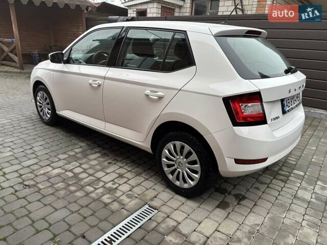 Белый Шкода Фабия, объемом двигателя 1 л и пробегом 103 тыс. км за 8700 $, фото 18 на Automoto.ua