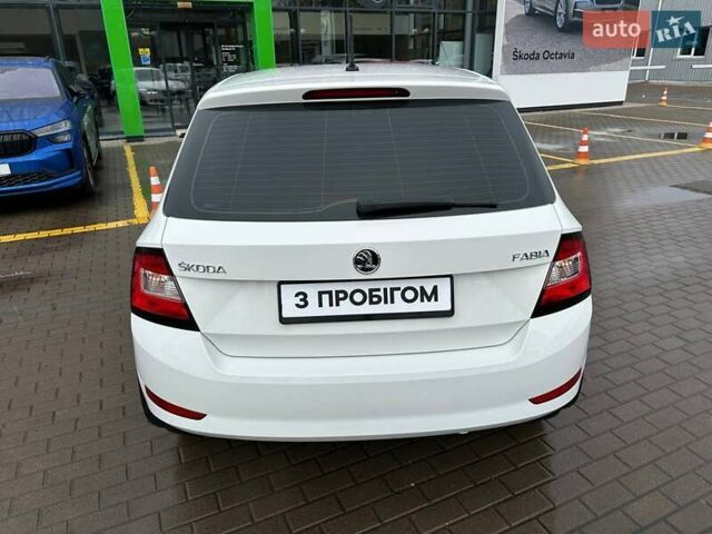 Белый Шкода Фабия, объемом двигателя 1 л и пробегом 104 тыс. км за 8600 $, фото 20 на Automoto.ua