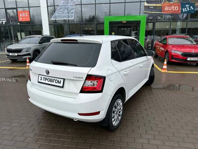Белый Шкода Фабия, объемом двигателя 1 л и пробегом 104 тыс. км за 8600 $, фото 19 на Automoto.ua