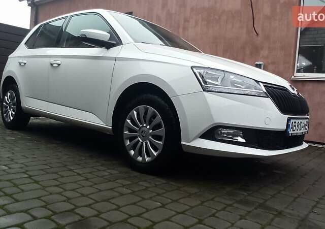 Белый Шкода Фабия, объемом двигателя 1 л и пробегом 92 тыс. км за 8700 $, фото 10 на Automoto.ua