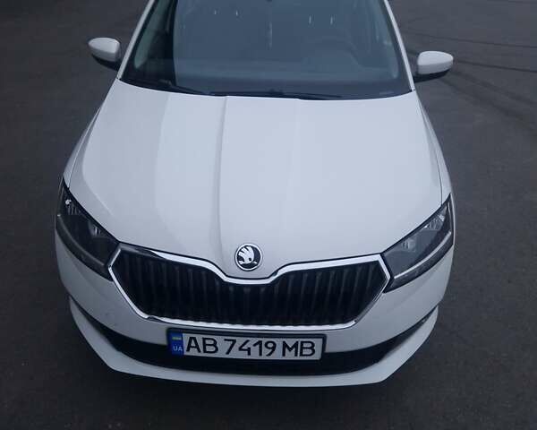 Білий Шкода Фабія, об'ємом двигуна 1 л та пробігом 106 тис. км за 8400 $, фото 60 на Automoto.ua