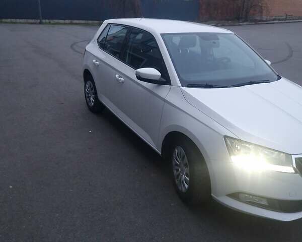 Білий Шкода Фабія, об'ємом двигуна 1 л та пробігом 106 тис. км за 8400 $, фото 53 на Automoto.ua
