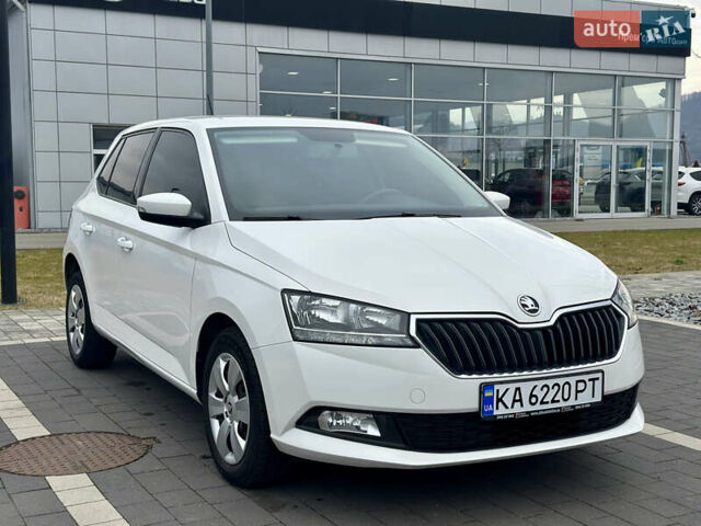 Белый Шкода Фабия, объемом двигателя 1 л и пробегом 131 тыс. км за 8499 $, фото 20 на Automoto.ua