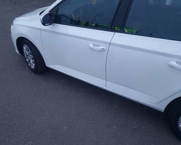 Білий Шкода Фабія, об'ємом двигуна 1 л та пробігом 106 тис. км за 8400 $, фото 47 на Automoto.ua