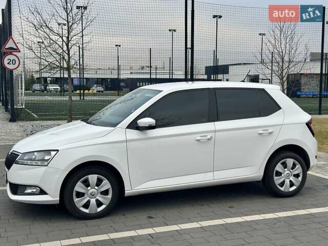 Білий Шкода Фабія, об'ємом двигуна 1 л та пробігом 176 тис. км за 8600 $, фото 11 на Automoto.ua