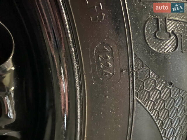 Белый Шкода Фабия, объемом двигателя 1 л и пробегом 92 тыс. км за 9100 $, фото 18 на Automoto.ua