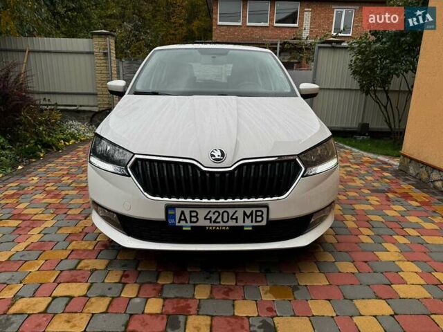 Білий Шкода Фабія, об'ємом двигуна 1 л та пробігом 95 тис. км за 8800 $, фото 1 на Automoto.ua