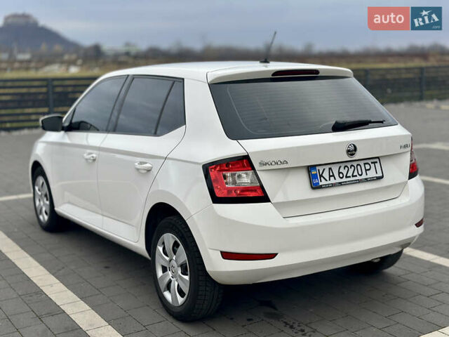Белый Шкода Фабия, объемом двигателя 1 л и пробегом 131 тыс. км за 8499 $, фото 12 на Automoto.ua