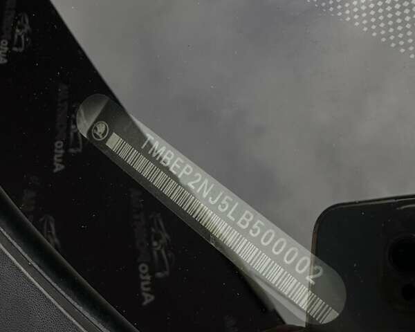 Белый Шкода Фабия, объемом двигателя 1 л и пробегом 120 тыс. км за 8300 $, фото 26 на Automoto.ua