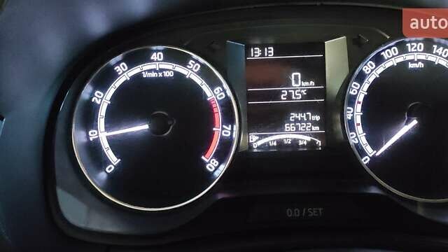 Белый Шкода Фабия, объемом двигателя 1 л и пробегом 66 тыс. км за 11000 $, фото 12 на Automoto.ua