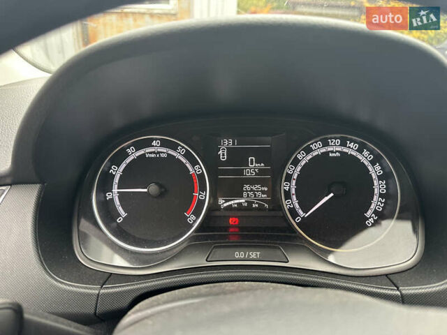 Белый Шкода Фабия, объемом двигателя 1 л и пробегом 88 тыс. км за 9700 $, фото 7 на Automoto.ua