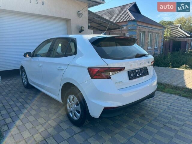 Білий Шкода Фабія, об'ємом двигуна 1 л та пробігом 3 тис. км за 16700 $, фото 5 на Automoto.ua