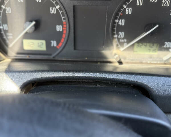 Білий Шкода Фабія, об'ємом двигуна 1.4 л та пробігом 325 тис. км за 3199 $, фото 13 на Automoto.ua