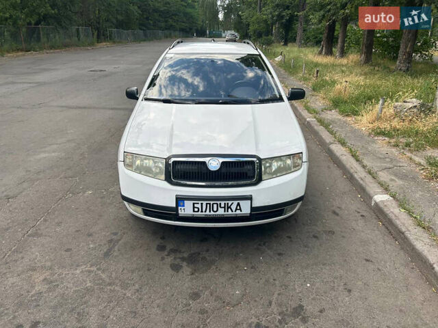 Белый Шкода Фабия, объемом двигателя 1.39 л и пробегом 290 тыс. км за 2500 $, фото 10 на Automoto.ua