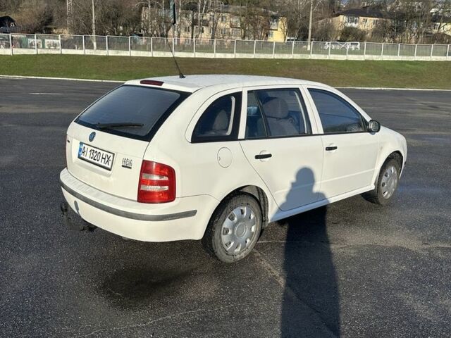 Білий Шкода Фабія, об'ємом двигуна 1.4 л та пробігом 270 тис. км за 2999 $, фото 2 на Automoto.ua