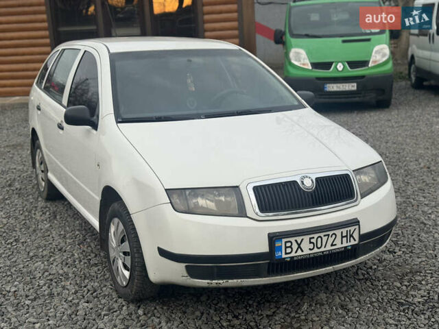 Білий Шкода Фабія, об'ємом двигуна 1.4 л та пробігом 268 тис. км за 2700 $, фото 3 на Automoto.ua