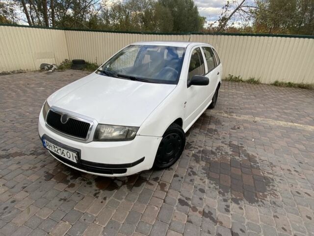Шкода Фабия 2003 в Хмельницком на Automoto.ua Белый Шкода Фабия, объемом двигателя 1.4 л и пробегом 394 тыс. км за 2400 $, фото 3 на Automoto.ua