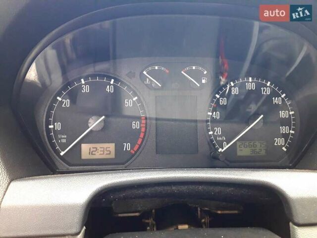 Білий Шкода Фабія, об'ємом двигуна 1.2 л та пробігом 266 тис. км за 4000 $, фото 15 на Automoto.ua