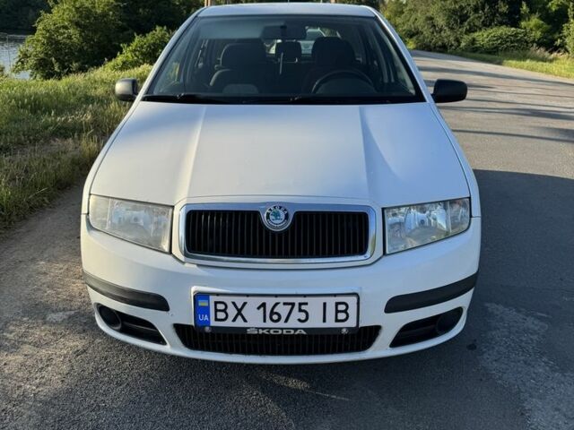 Белый Шкода Фабия, объемом двигателя 1.9 л и пробегом 390 тыс. км за 3800 $, фото 1 на Automoto.ua