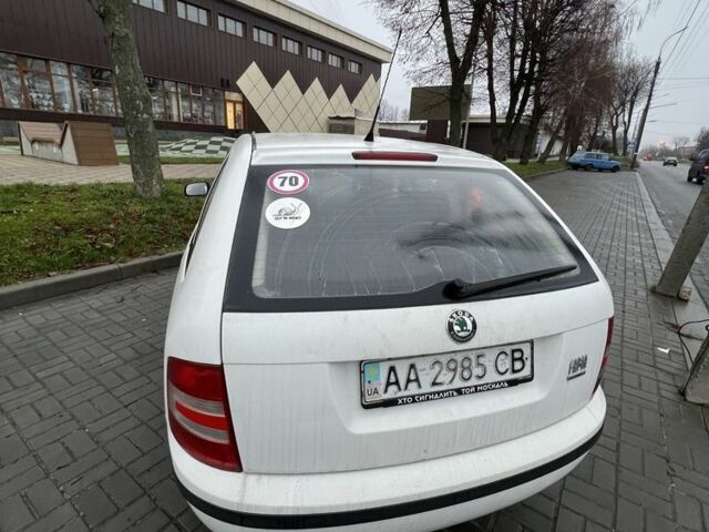 Білий Шкода Фабія, об'ємом двигуна 1.2 л та пробігом 500 тис. км за 3500 $, фото 2 на Automoto.ua