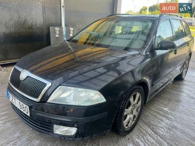Білий Шкода Фабія, об'ємом двигуна 1.39 л та пробігом 210 тис. км за 1999 $, фото 5 на Automoto.ua