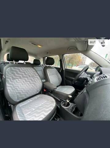 Білий Шкода Фабія, об'ємом двигуна 1.6 л та пробігом 238 тис. км за 4500 $, фото 10 на Automoto.ua