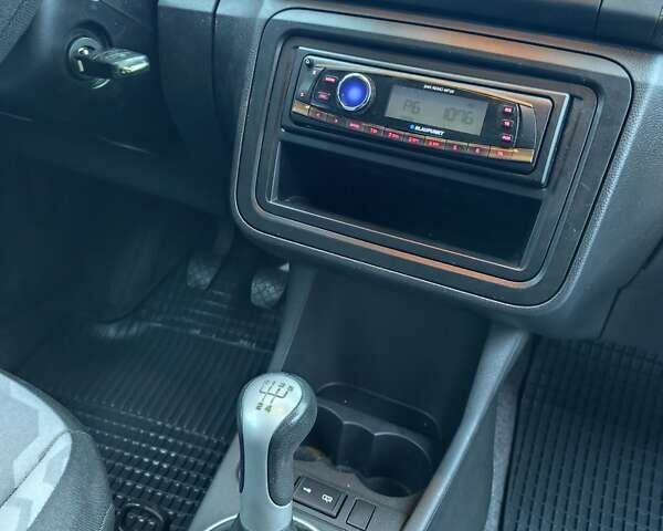 Білий Шкода Фабія, об'ємом двигуна 1.4 л та пробігом 182 тис. км за 5500 $, фото 29 на Automoto.ua