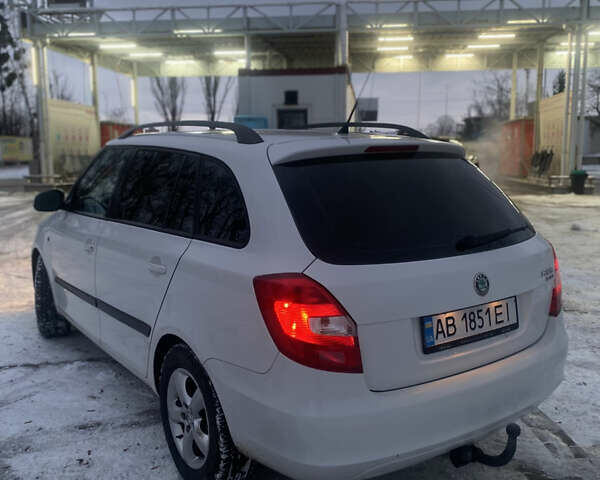 Білий Шкода Фабія, об'ємом двигуна 1.6 л та пробігом 236 тис. км за 4600 $, фото 23 на Automoto.ua
