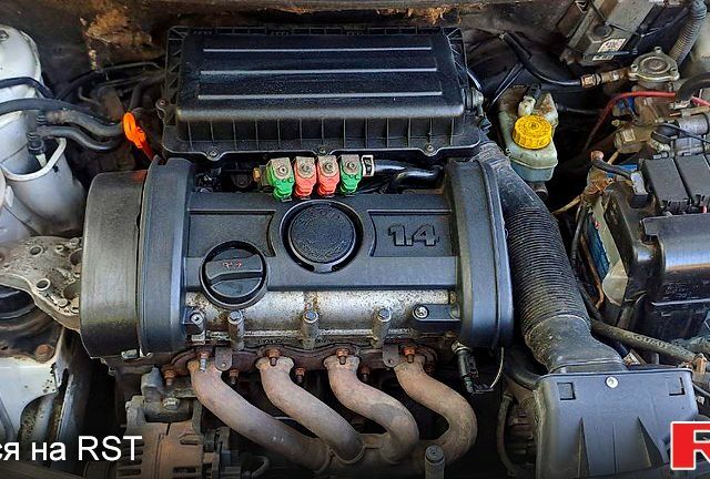 Шкода Фабия 2008 в Кропивницком (Кировограде) на Automoto.ua Белый Шкода Фабия, объемом двигателя 1.4 л и пробегом 364 тыс. км за 3999 $, фото 13 на Automoto.ua