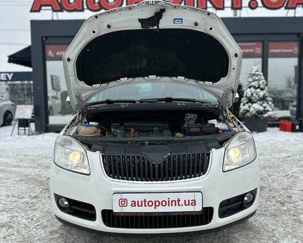 Білий Шкода Фабія, об'ємом двигуна 1.6 л та пробігом 237 тис. км за 6700 $, фото 33 на Automoto.ua