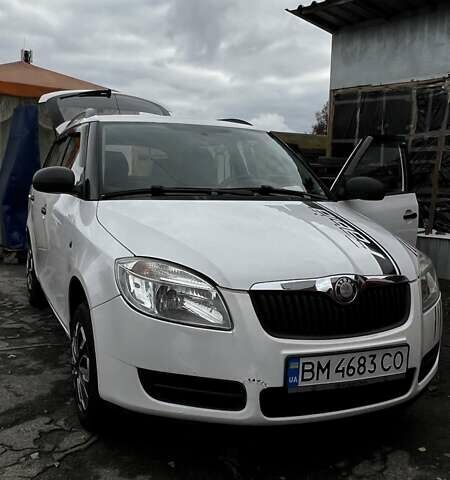 Білий Шкода Фабія, об'ємом двигуна 1.2 л та пробігом 256 тис. км за 4500 $, фото 3 на Automoto.ua