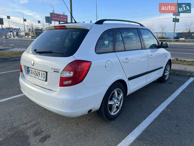 Білий Шкода Фабія, об'ємом двигуна 1.39 л та пробігом 296 тис. км за 4700 $, фото 6 на Automoto.ua