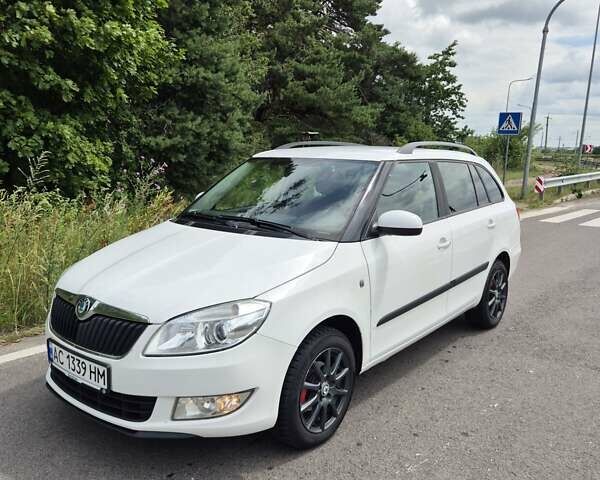 Білий Шкода Фабія, об'ємом двигуна 1.2 л та пробігом 300 тис. км за 5700 $, фото 18 на Automoto.ua
