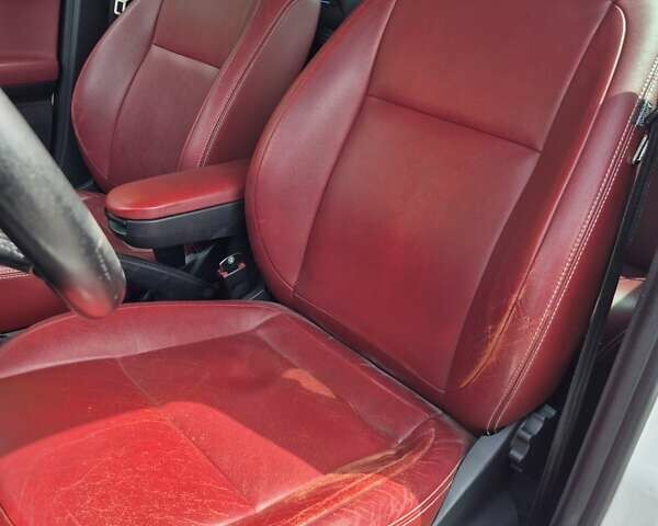 Білий Шкода Фабія, об'ємом двигуна 1.2 л та пробігом 300 тис. км за 5700 $, фото 48 на Automoto.ua