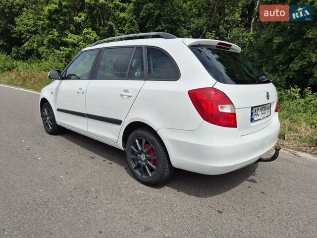 Білий Шкода Фабія, об'ємом двигуна 1.2 л та пробігом 300 тис. км за 5700 $, фото 15 на Automoto.ua