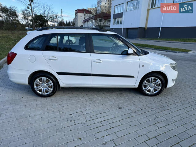 Білий Шкода Фабія, об'ємом двигуна 1.2 л та пробігом 230 тис. км за 7200 $, фото 6 на Automoto.ua