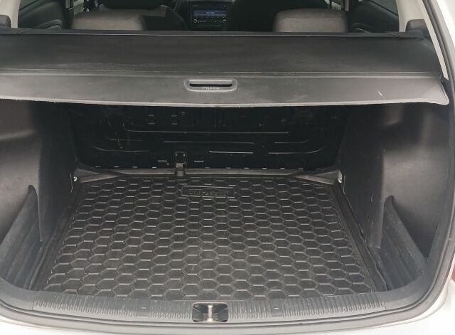 Белый Шкода Фабия, объемом двигателя 1.2 л и пробегом 248 тыс. км за 4850 $, фото 20 на Automoto.ua