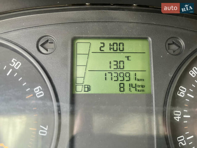 Білий Шкода Фабія, об'ємом двигуна 1.2 л та пробігом 173 тис. км за 4300 $, фото 12 на Automoto.ua
