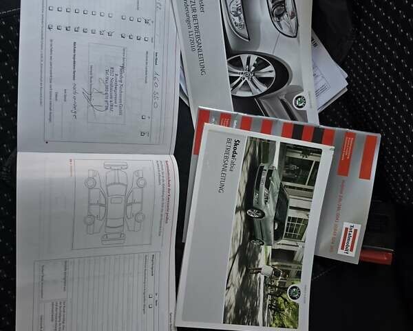 Белый Шкода Фабия, объемом двигателя 1.4 л и пробегом 188 тыс. км за 7950 $, фото 51 на Automoto.ua