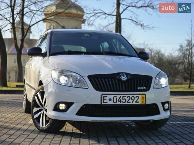 Белый Шкода Фабия, объемом двигателя 1.4 л и пробегом 188 тыс. км за 7950 $, фото 10 на Automoto.ua