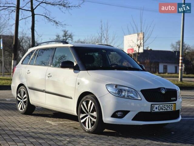 Белый Шкода Фабия, объемом двигателя 1.4 л и пробегом 188 тыс. км за 7950 $, фото 19 на Automoto.ua
